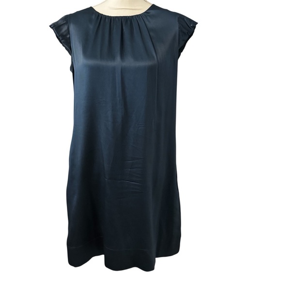 Banana Republic Dresses & Skirts - Banana Republic Midnight Blue Blouse | Very Good Condition